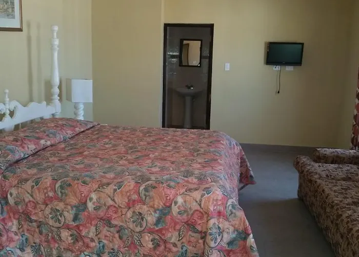 Bed and breakfast Rosehall Deluxe 2*